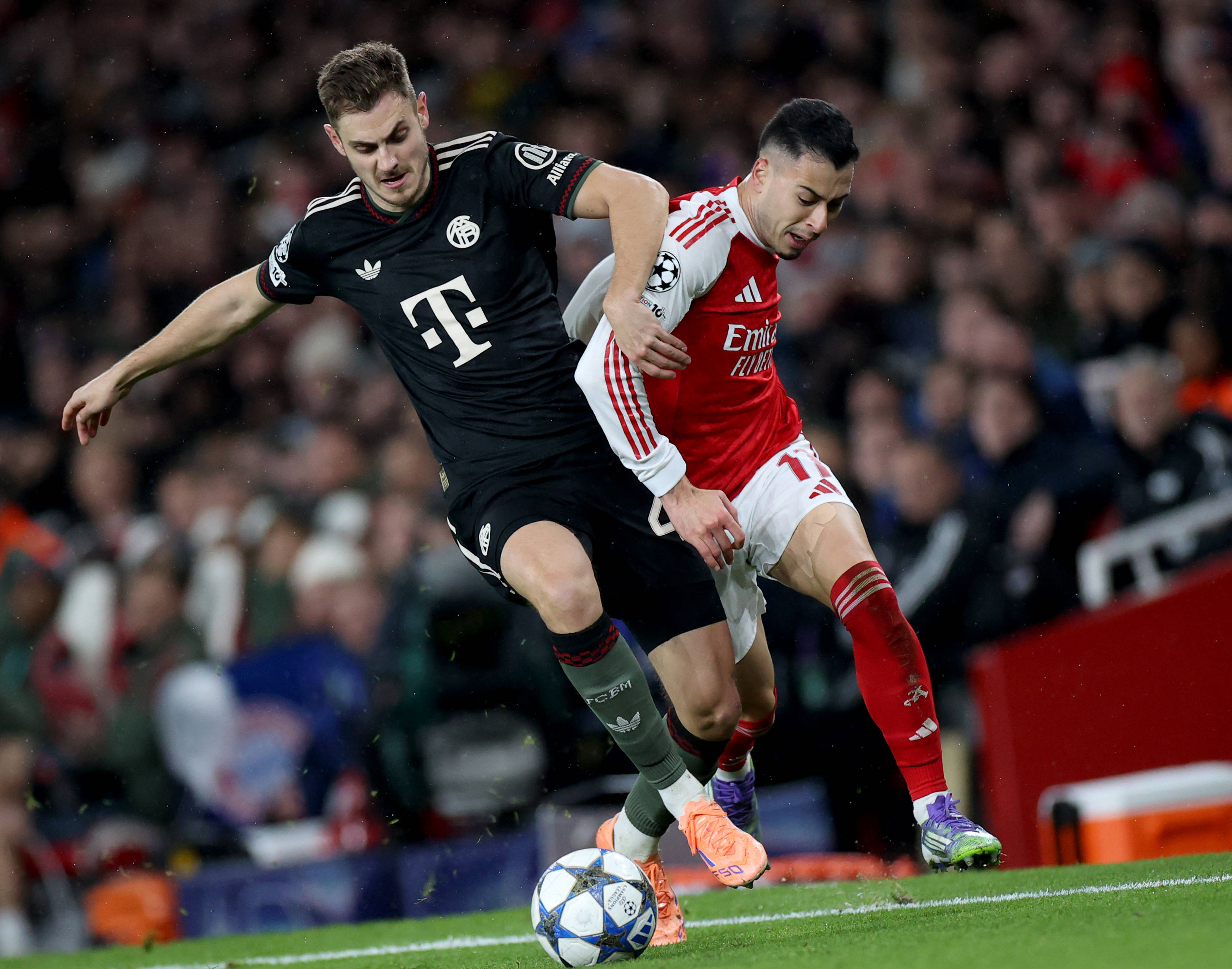 外媒：沙特豪门开启私有化进程，塔拉勒亲王将买下利雅得新月（外媒称沙特豪门启动私有化，塔拉勒亲王拟收购利雅得新月）