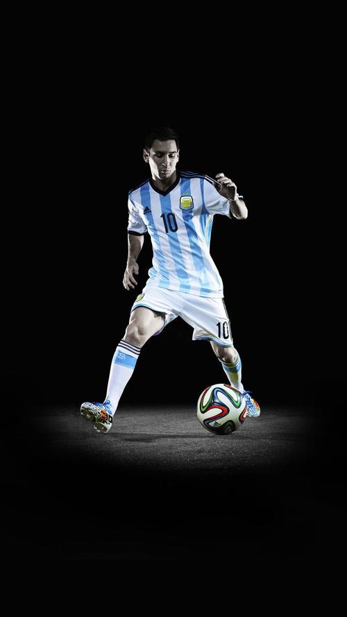 西甲榜首之争再次白热化（西甲榜首争夺再度升温）