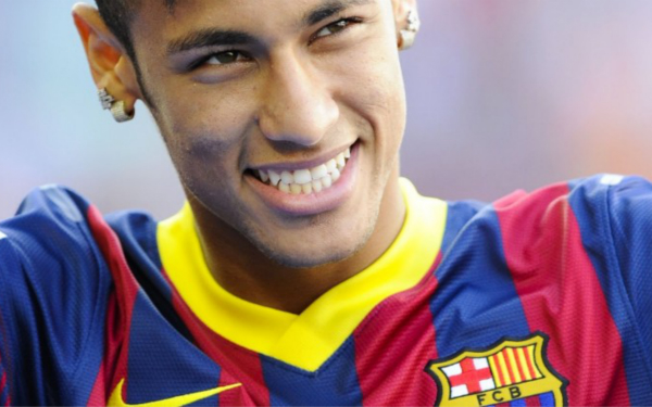 国脚赛季最佳表现，媒体称赞