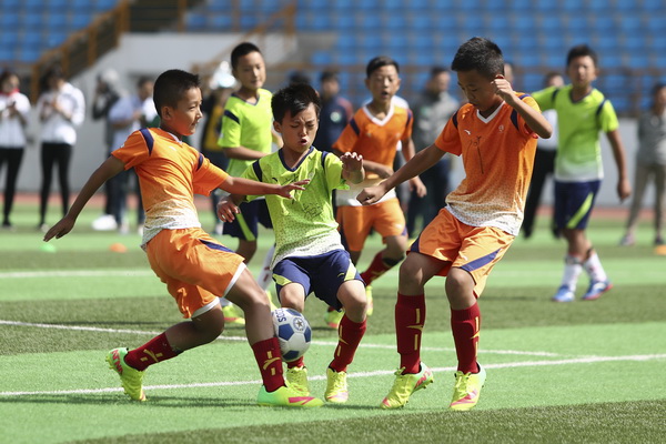 CBA球队战术分析：新疆队防守策略,（CBA战术透视：新疆男篮的防守之道）