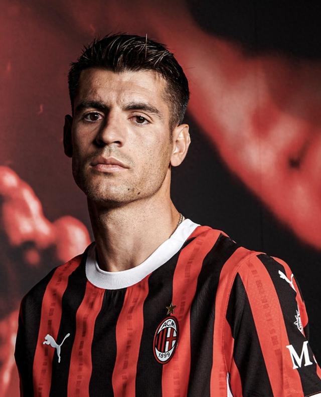 回顾纽卡2-2切尔西判罚争议：VAR手动划线、查洛巴撞倒戈登未判点（回看纽卡2-2切尔西判罚风波：VAR人工划线，查洛巴撞翻戈登未判点球）