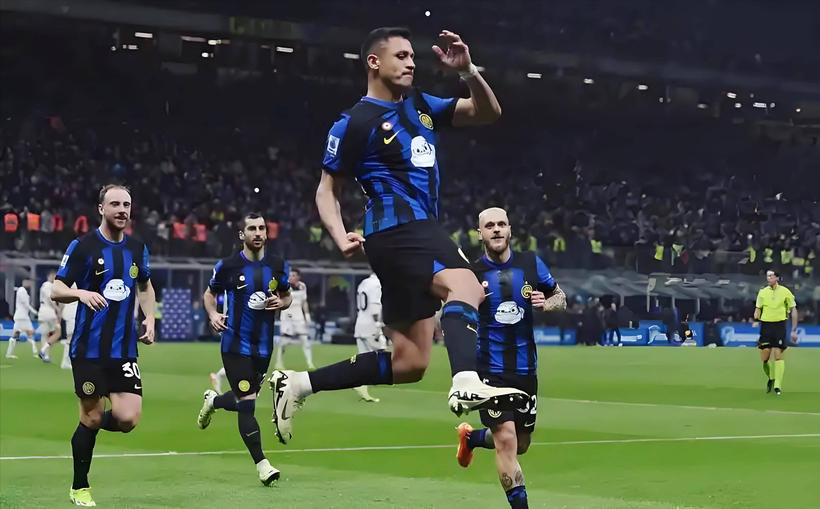 R.I.P.，佛罗伦萨小将理查德森的父亲、前NBA球星迈克尔-理查德森去世