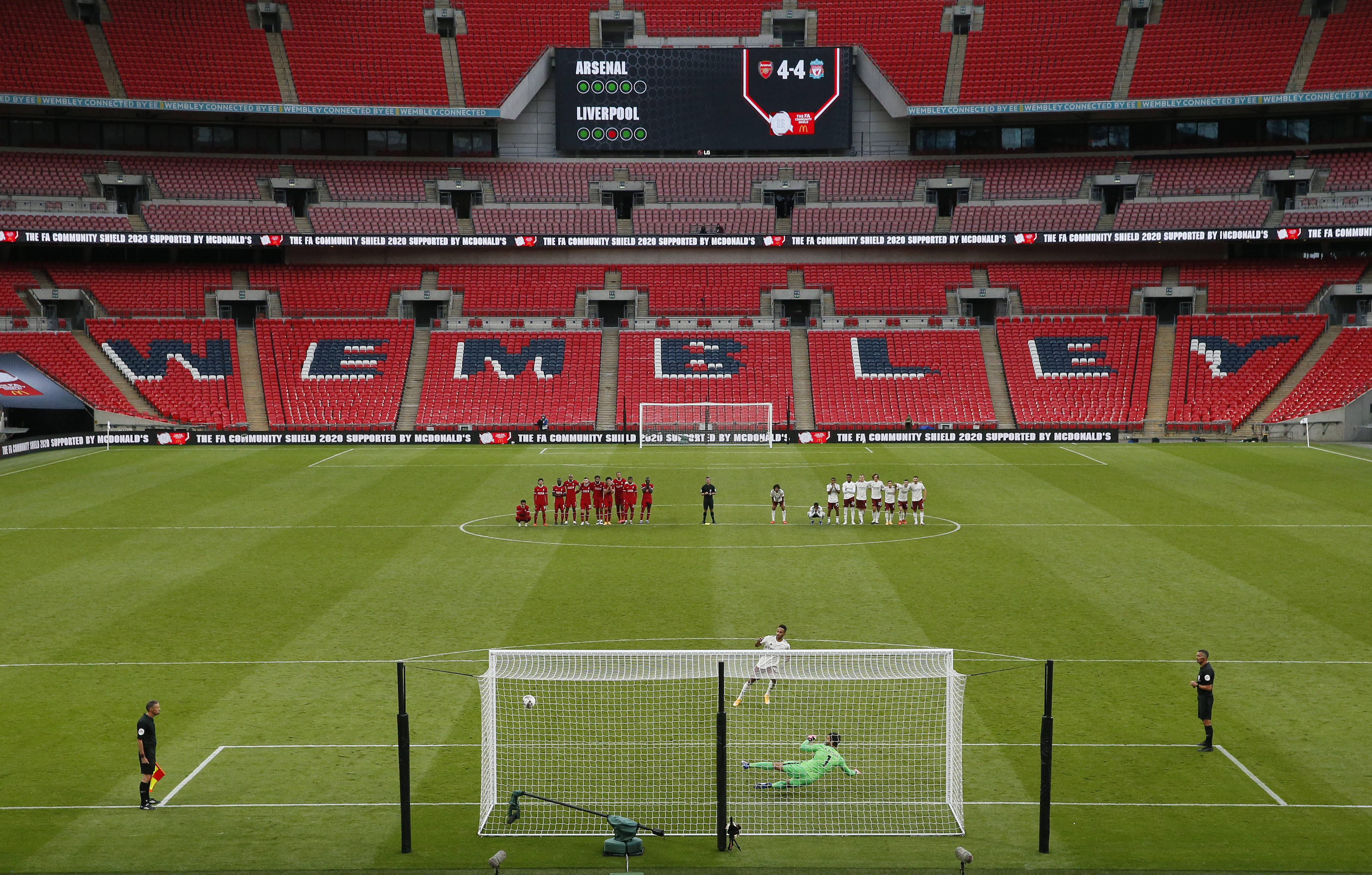 篮球火箭球队训练营气氛积极（火箭队训练营氛围高涨）