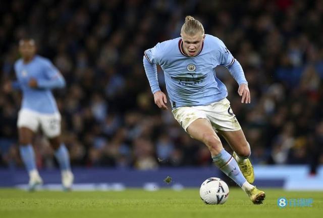 德转：德国足协上赛季向德国前三级联赛球队罚款超1200万欧（德转：上赛季德国足协对德前三级联赛俱乐部累计罚款逾1200万欧）