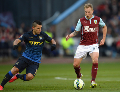 不败即夺冠！海港客战英博：5外援PK4外援，刘祝润回避（不败即封王！海港客场挑战英博：5外援对阵4外援，刘祝润回避）